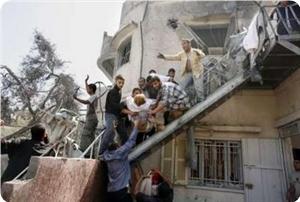 Les avions de guerre israéliens attaquent Gaza à trois reprises : cinq Palestiniens tués